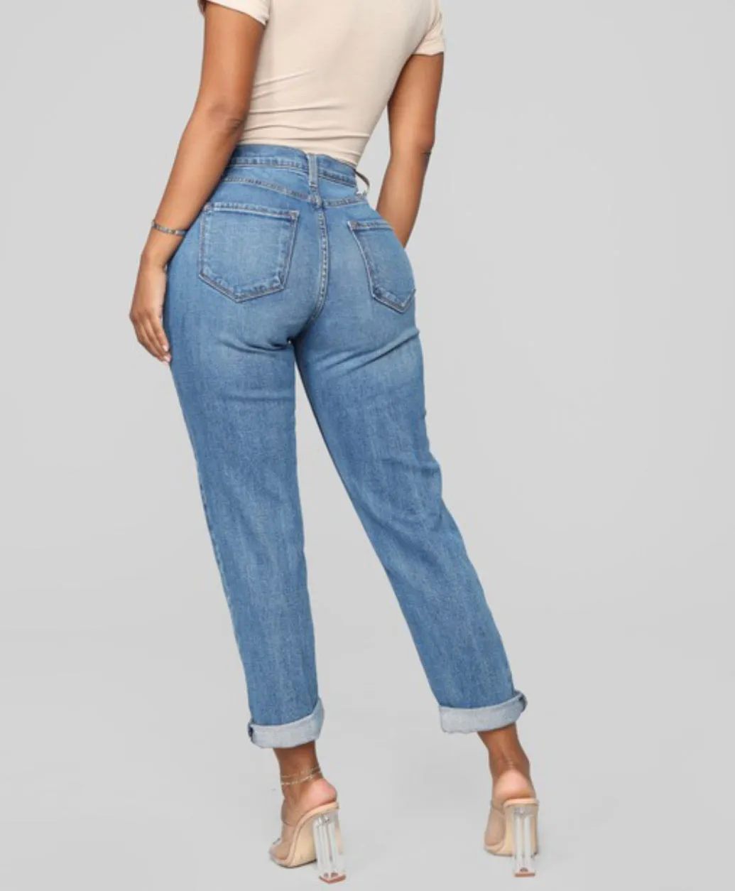 Classic Mom Jeans High Rise (medium wash)