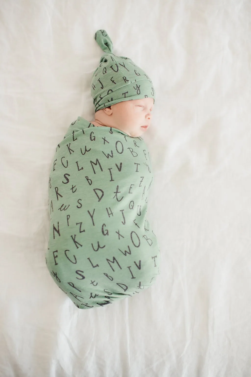 Copper Pearl Newborn Top Knot Hat - Poe