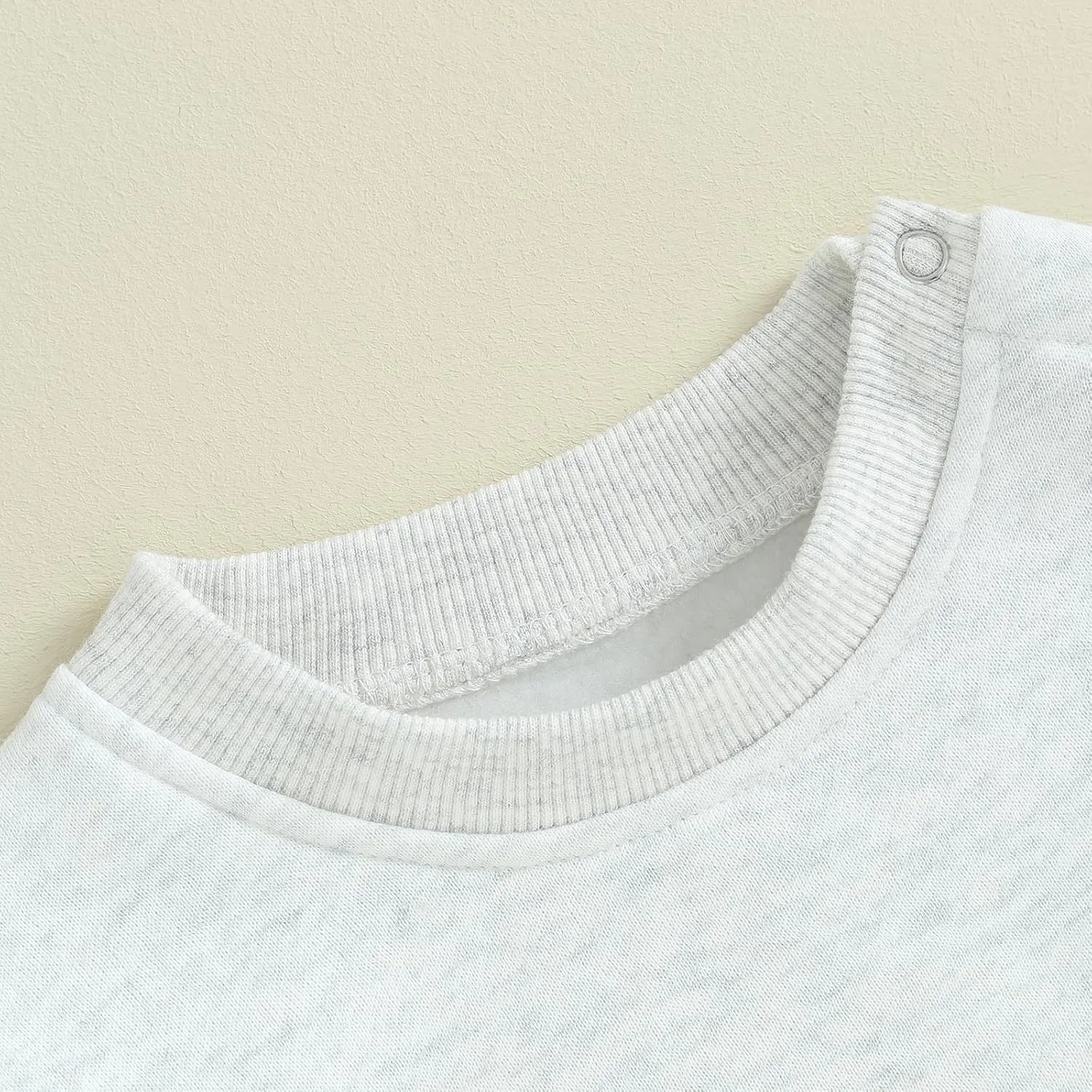 Gueuusu Newborn Warm Sweatshirt Romper Baby Boy Girl Solid Crewneck Long Sleeve Fleece Sweater Bodysuit Thick Winter Clothes
