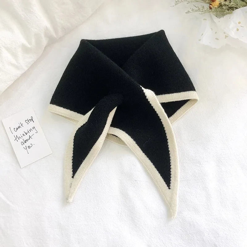 New Simple Lazy Cross Perforated Small Scarf Women's Autumn And Winter Outer Wear Fashion Triangle Scarf Warm Scarf Small Scarf