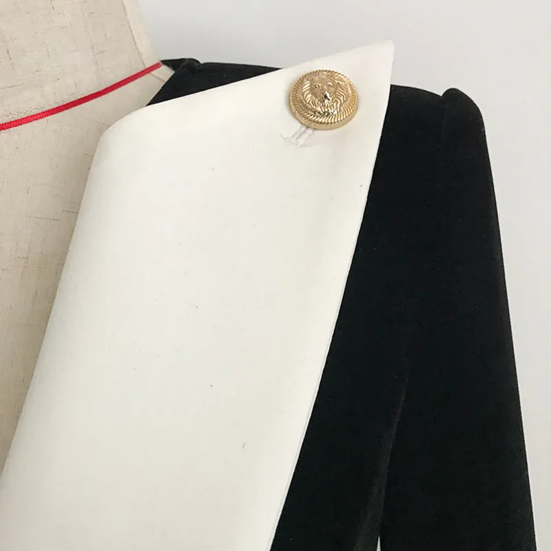 Timeless Notched Blazer