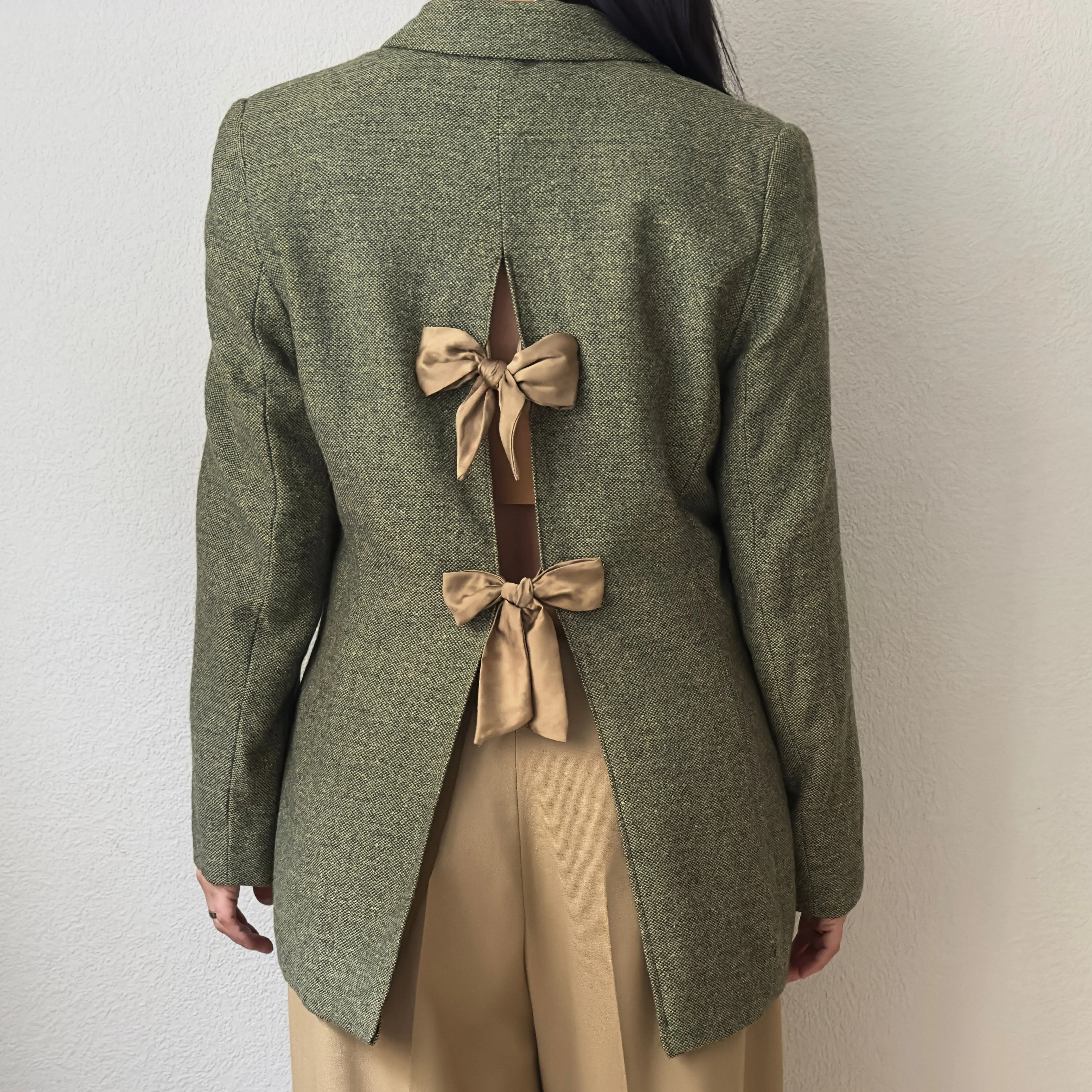 Upcycled Bow Blazer Boucle Green/Golden, size S-M