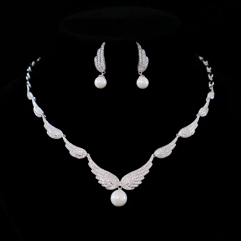 Vintage-Inspired Pearl Necklace and Earring Jewelry Set - Zircon Crystal Necklace Set